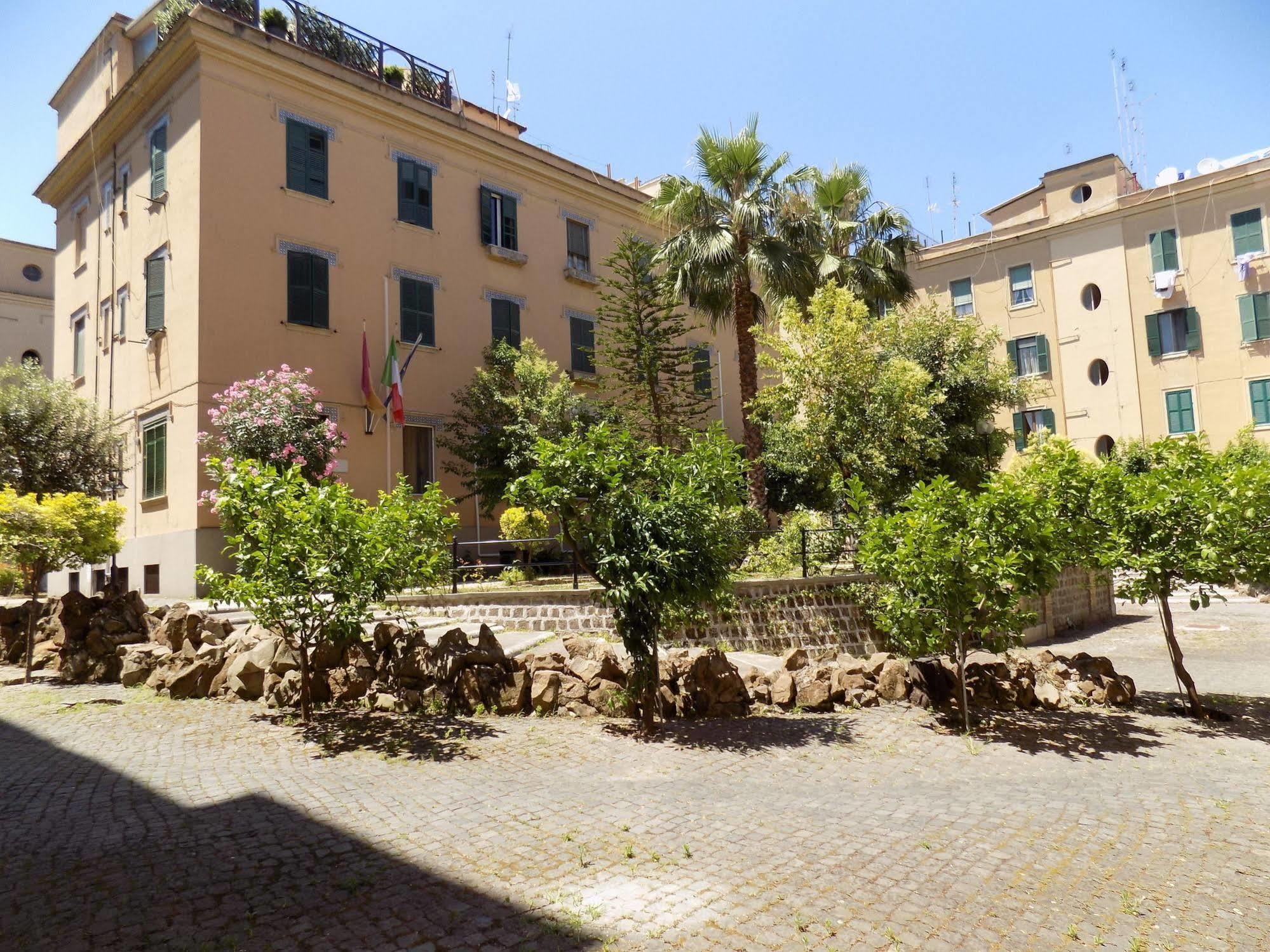 B&B Vaticano St Joseph Rome Bagian luar foto